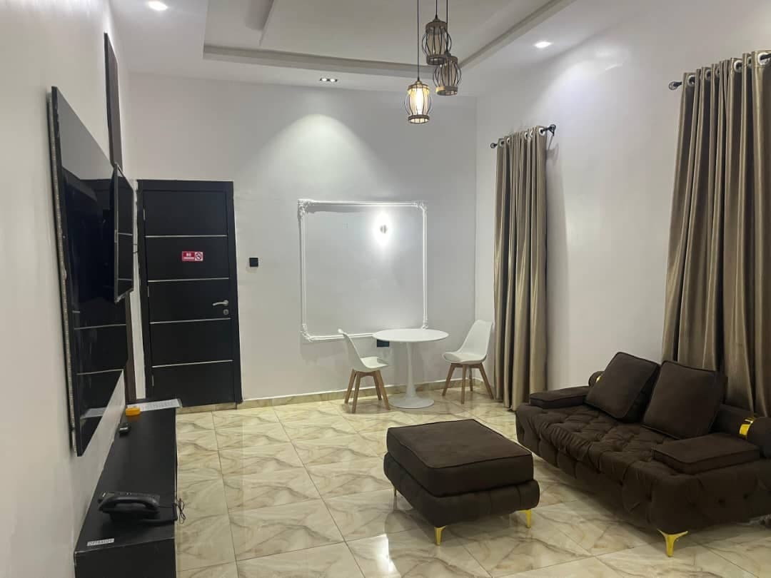 Spacious 2-Bedroom Apartment in Ibadan | Comfort, Style & Convenience