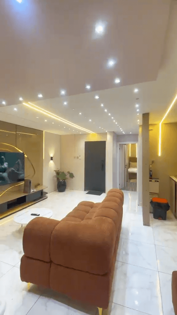 Stylish 1-Bedroom Apartment in Lekki Phase 1 | Comfort & Convenience - Image 4