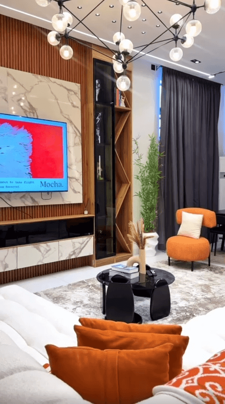 Luxury 4-Bedroom Duplex with Modern Amenities