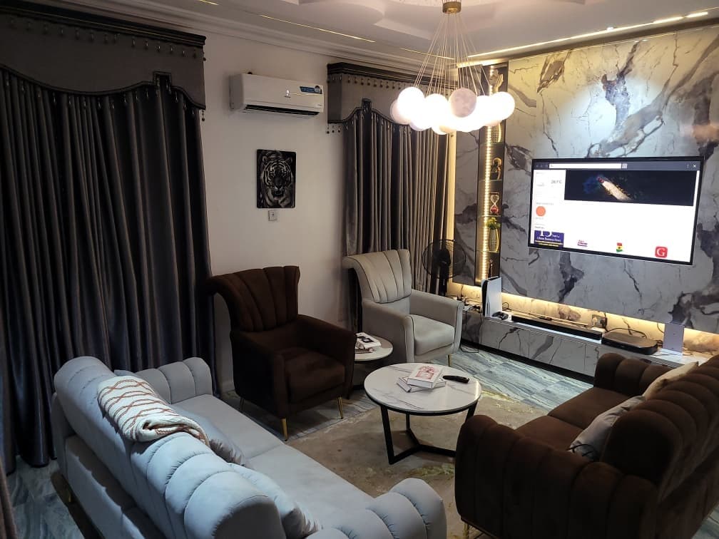 Spacious 3-Bedroom Apartment in Ibadan | Comfort, Space & Convenience - Image 4