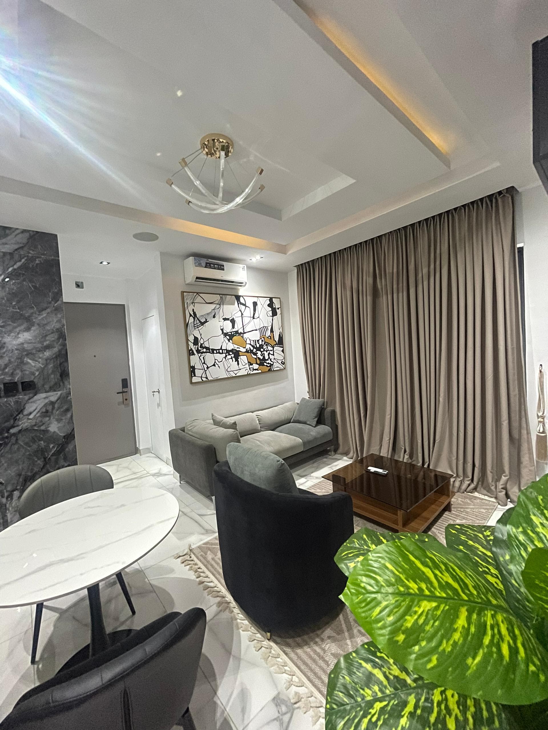 Luxury 1-Bedroom Apartment with a PS5 in Ikoyi