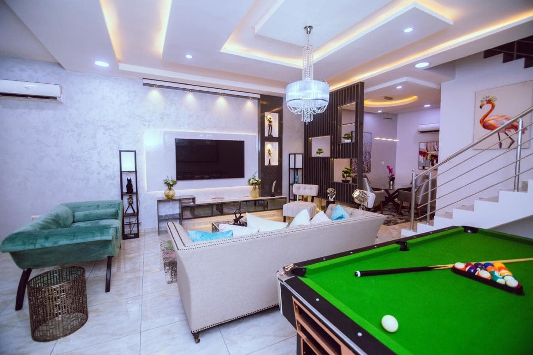 Tiara's Shortlet Apartment Lekki Phase 1