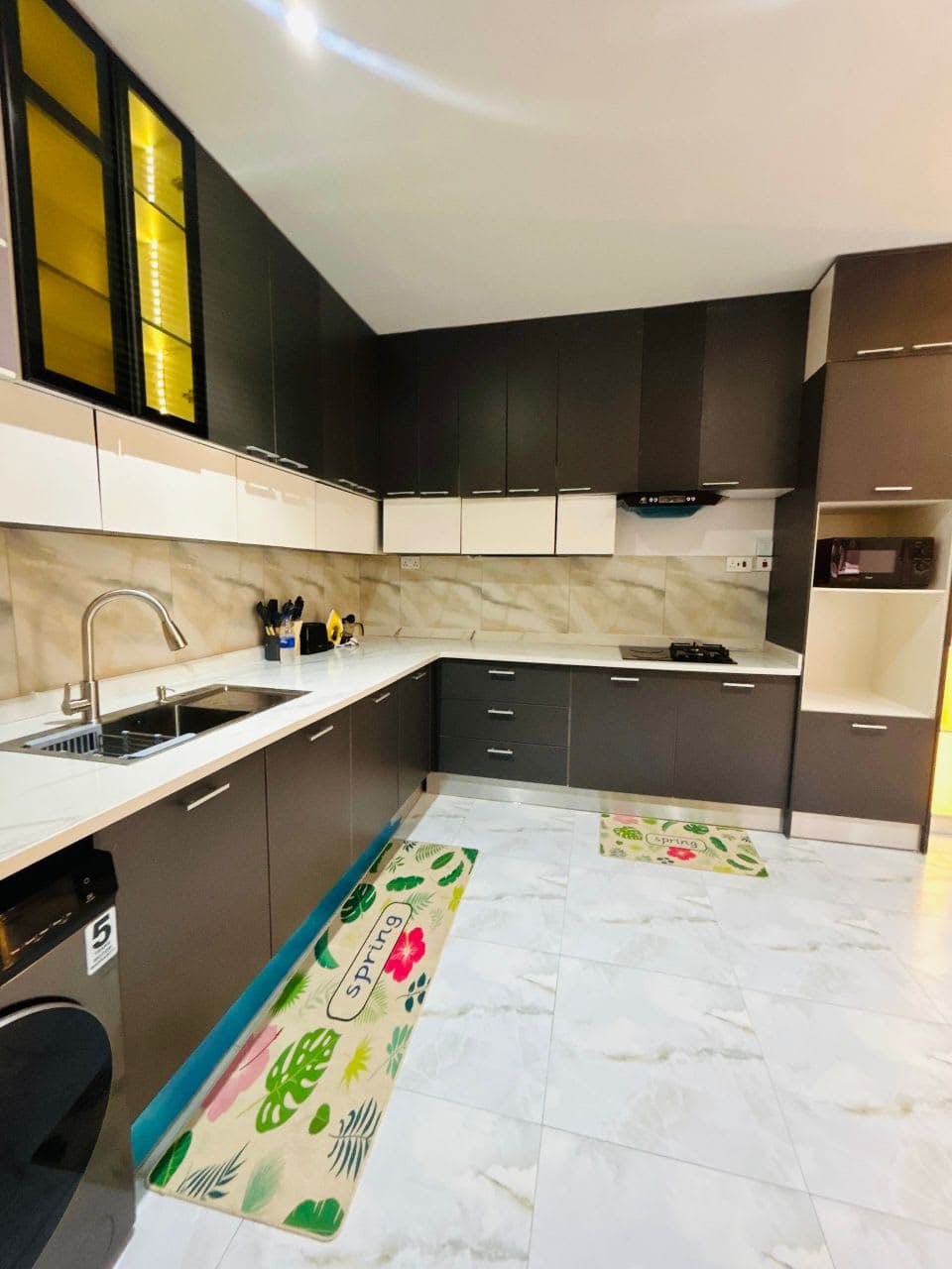 Grecel Luxury 2Bedroom Apartment at Centrale - Image 3