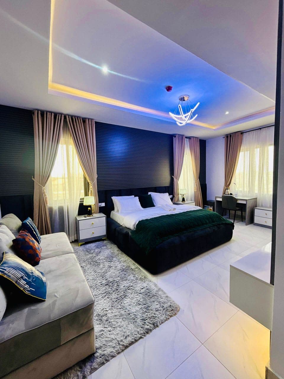 Grecel Luxury 2Bedroom Apartment at Centrale - Image 2