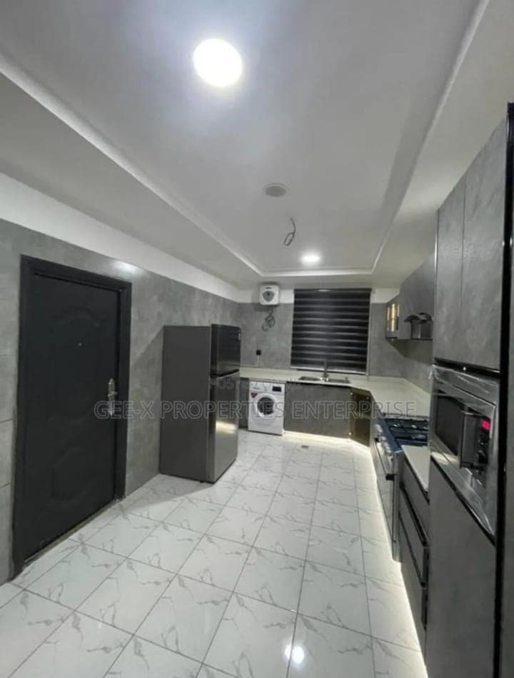 The Urban Luxe 2 Bedroom Service Apartment - Image 3