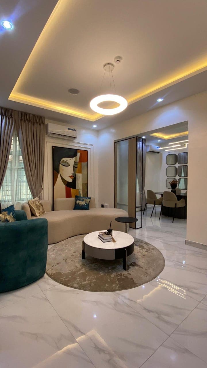Stylish 2-Bedroom Apartment in Lekki Phase 1 🏡✨ - Unit 1 - Image 4