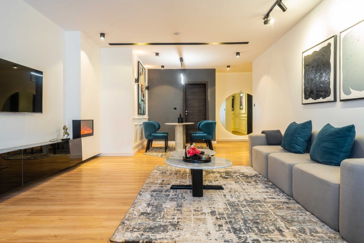 3bedroom Luxury Apartment