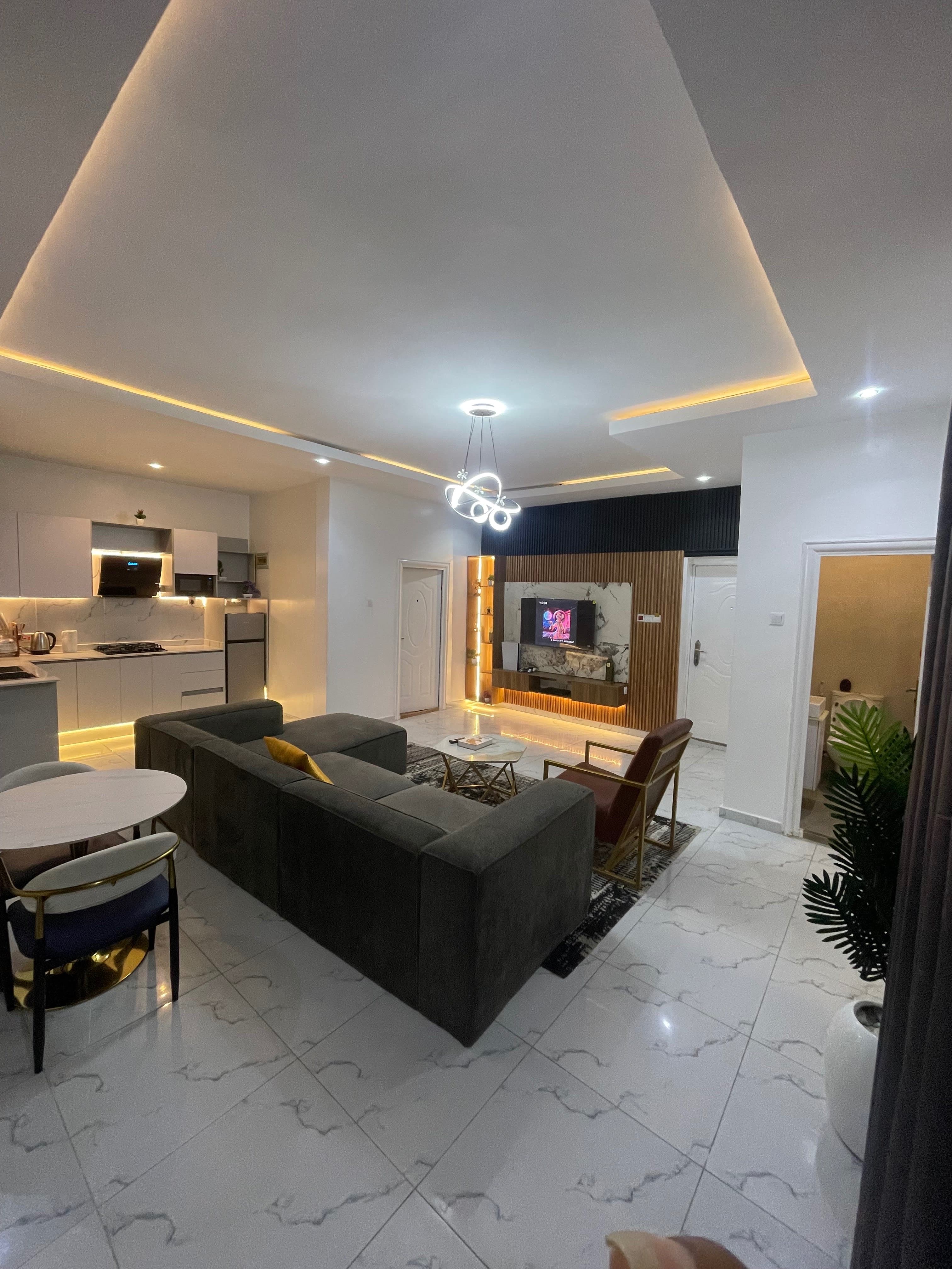 Cozy One Bedroom Apartment for Shortlet - Image 4
