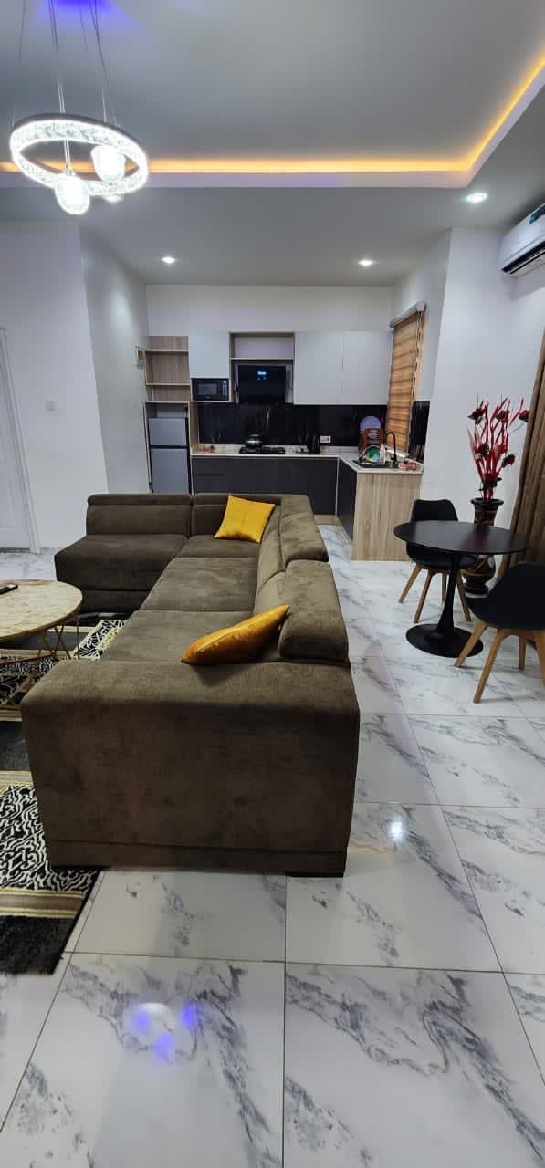 Cozy One Bedroom Apartment for Shortlet - Image 3
