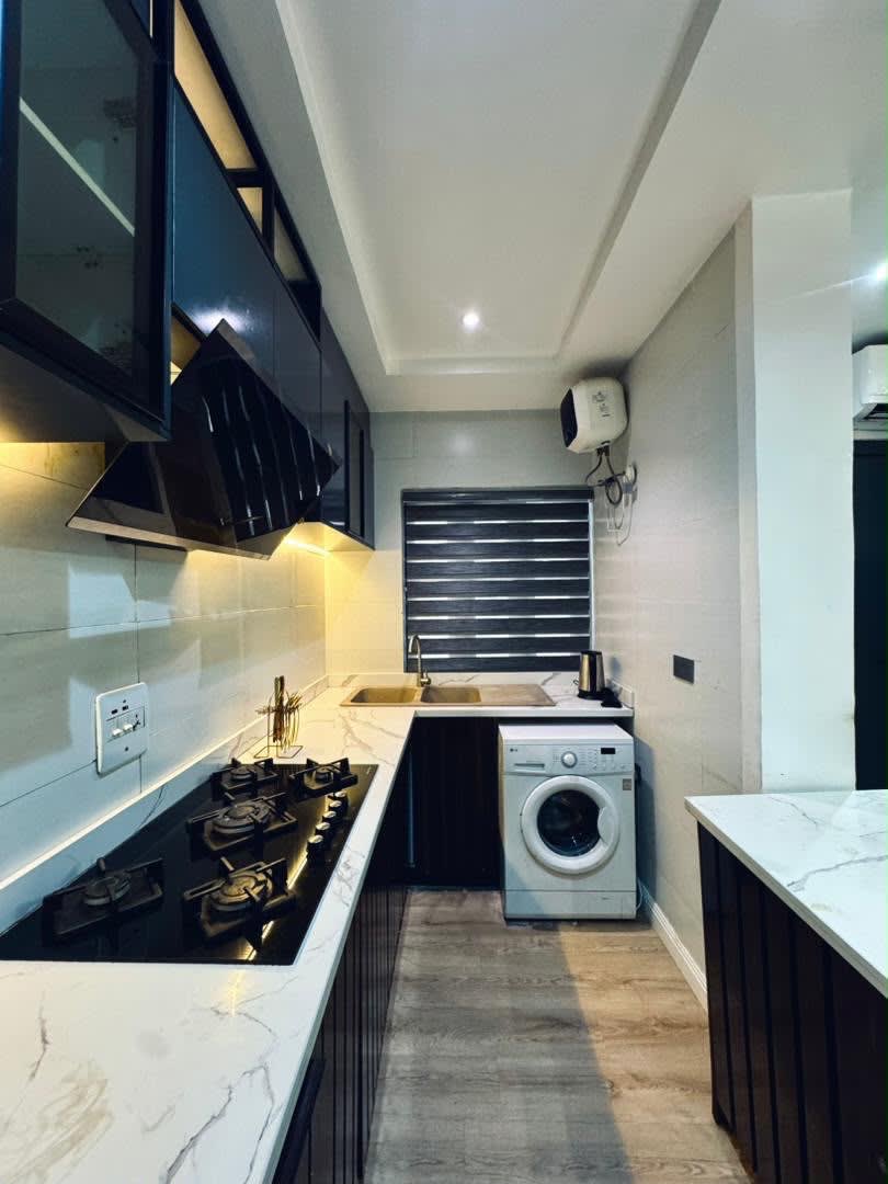 Luxe 2-Bedroom Penthouse Flat in Ikate – Your Perfect Getaway! - Image 4