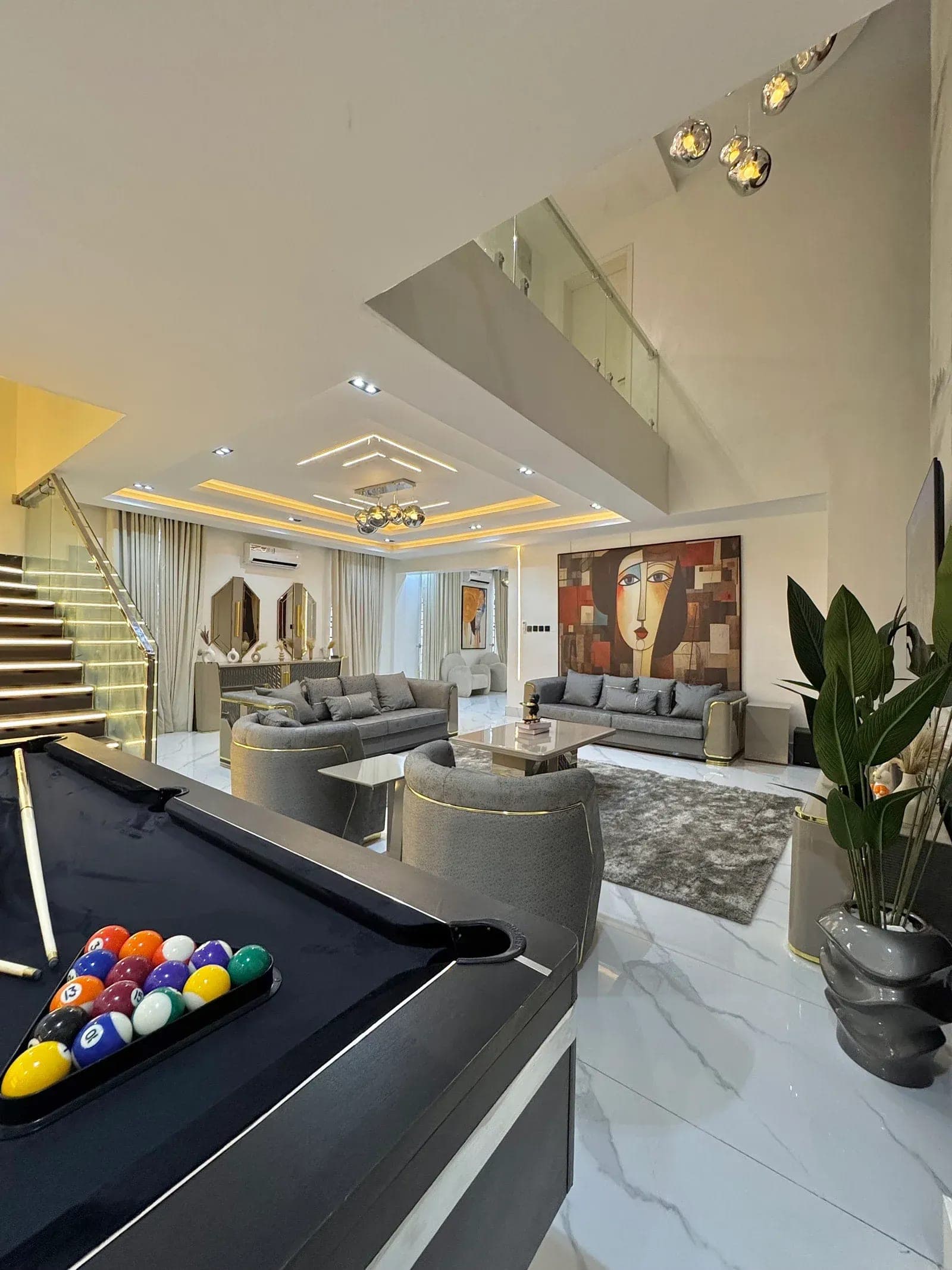 Prime Elite 6 Bedroom Duplex