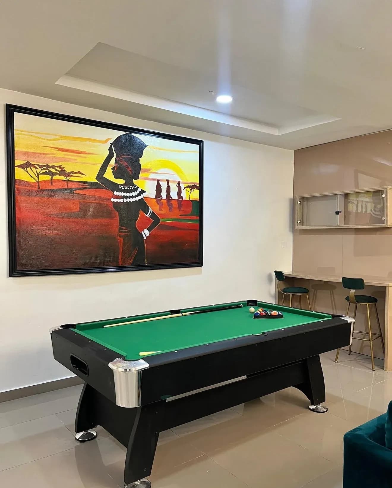 Lavender Premium Luxury Serviced Apartment - Image 3