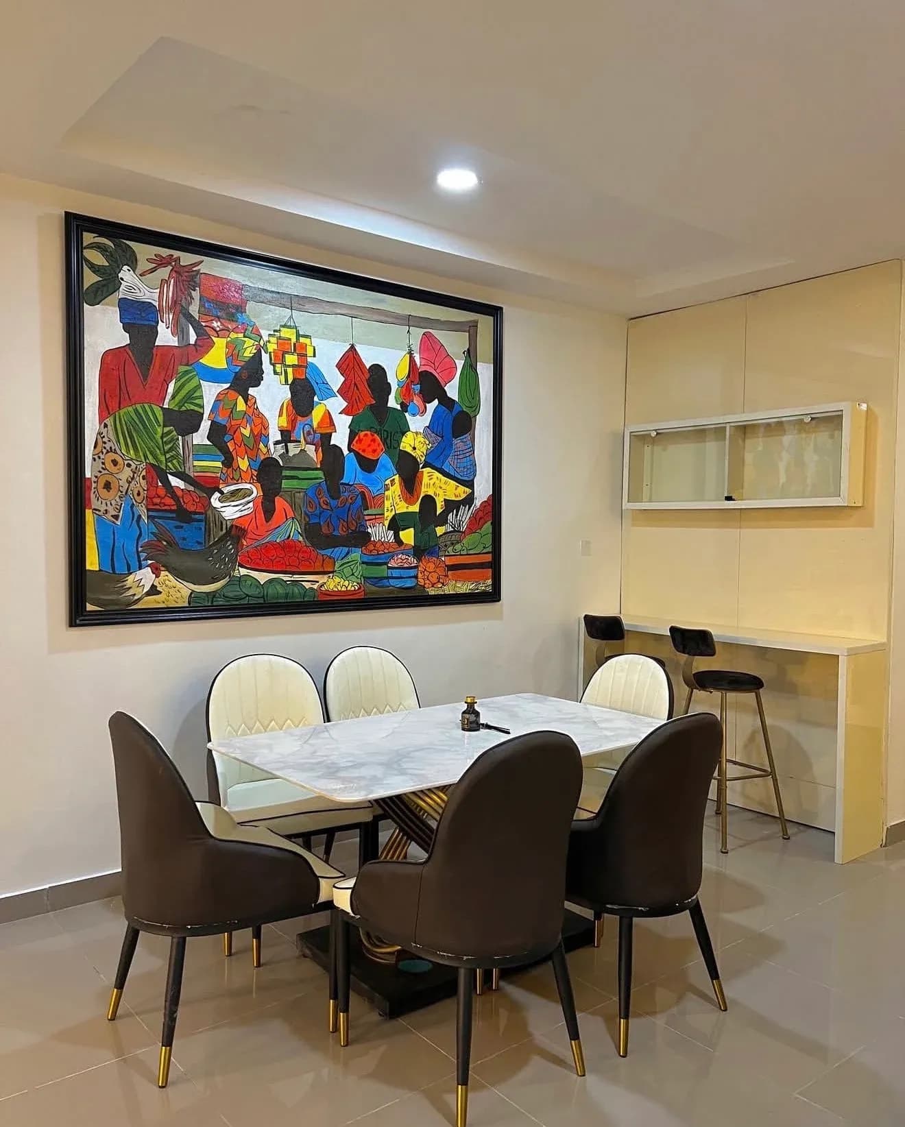 Cozy Premium Luxury Serviced Apartment - Image 3