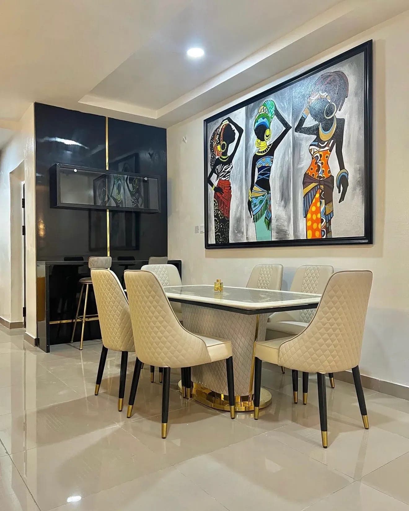 Gold Premium Luxury Serviced Apartment - Image 3