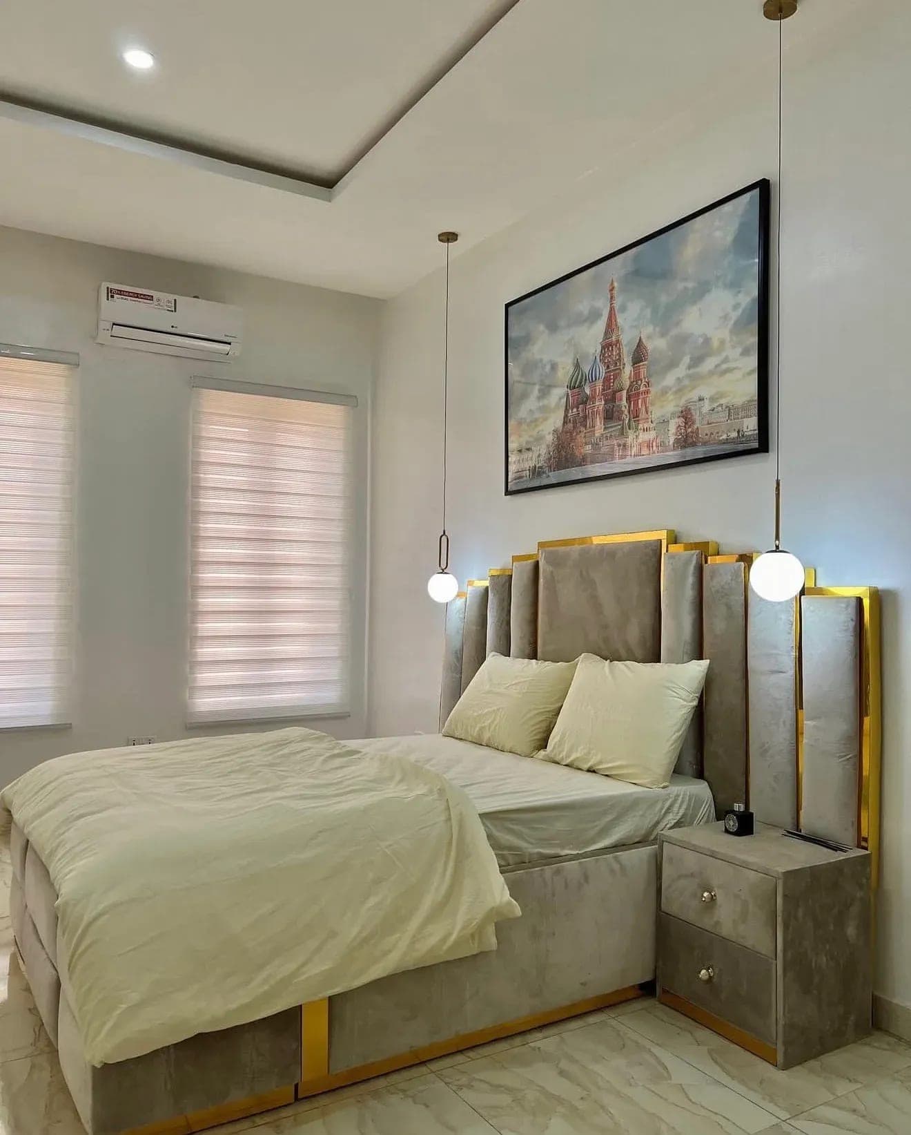 Alpha Premium Luxury Serviced Apartment - Image 3