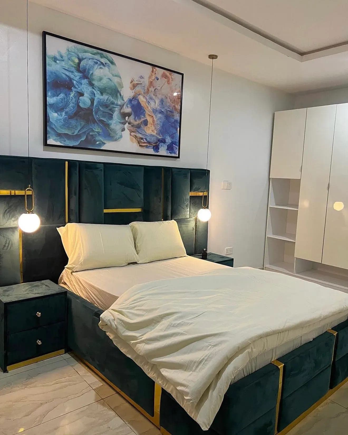 Sweet Premium Luxury Serviced Apartment - Image 4