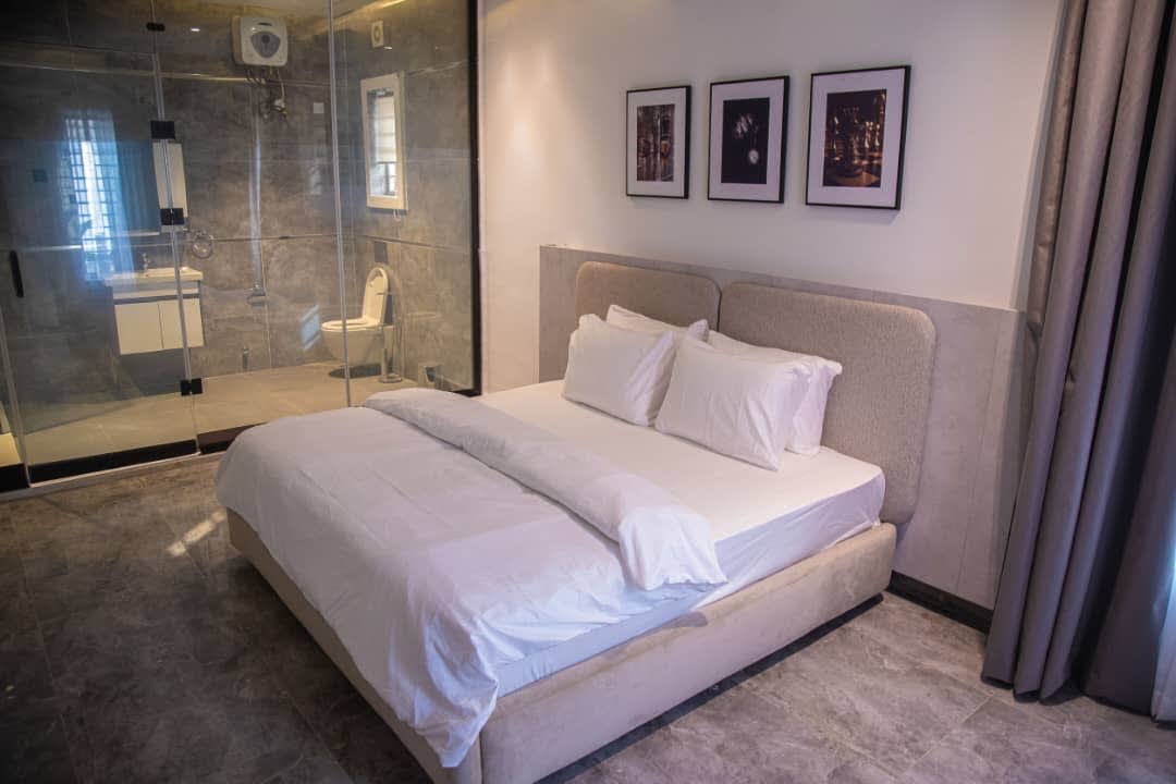 The Aura Suites - 2 Bedroom - Unit 2 - Image 5