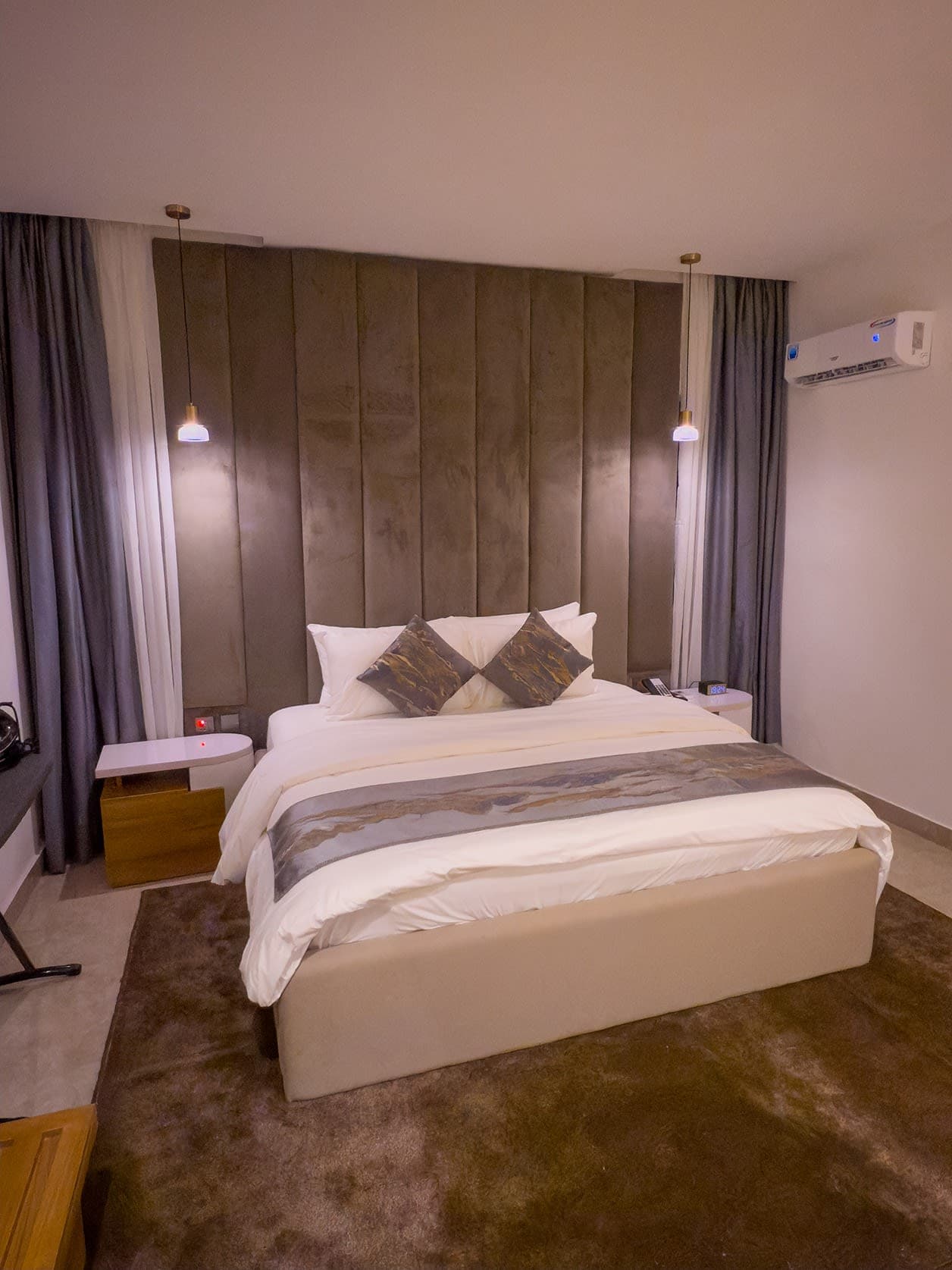 Kings Room - Image 3