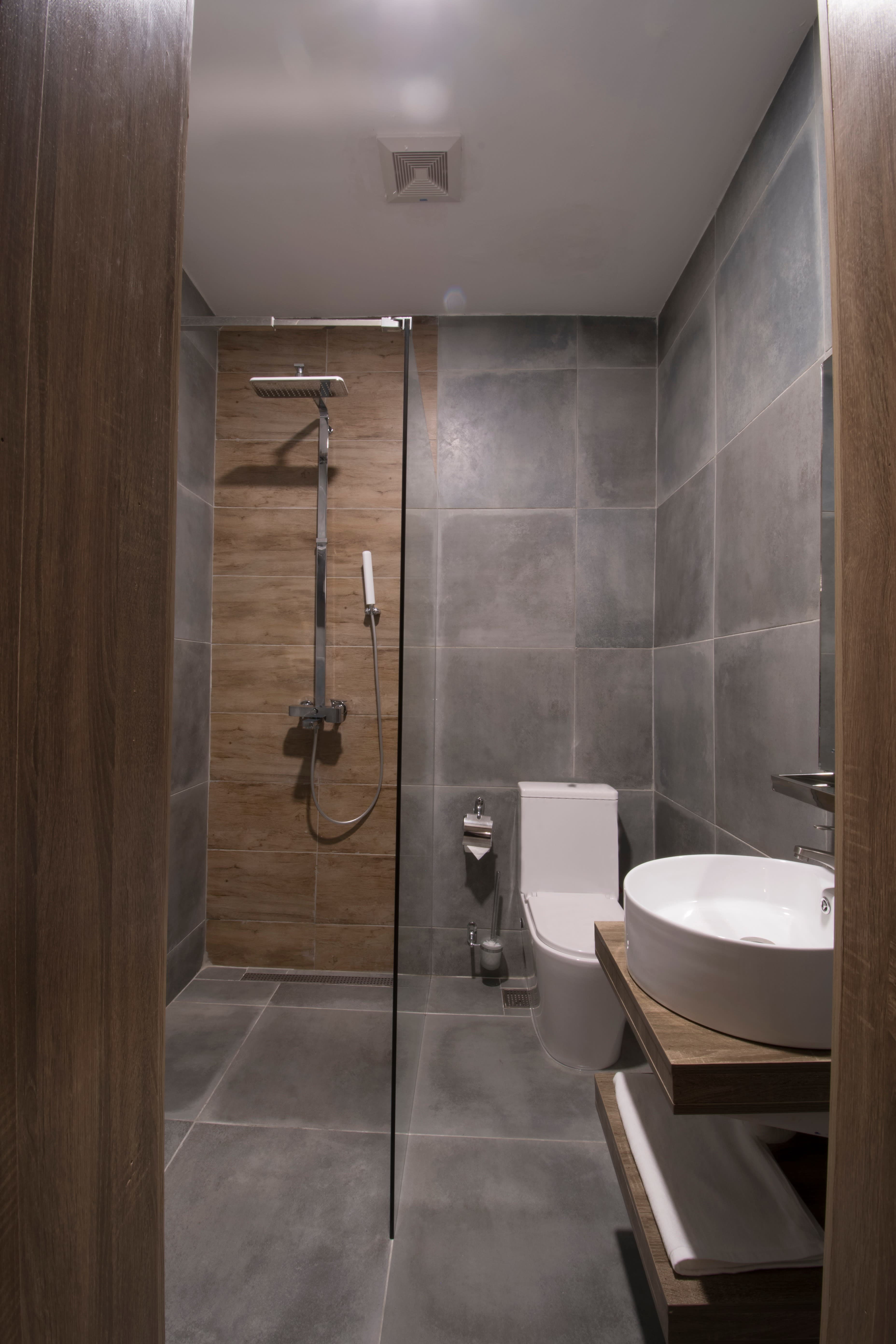 Executive Suite - Image 5