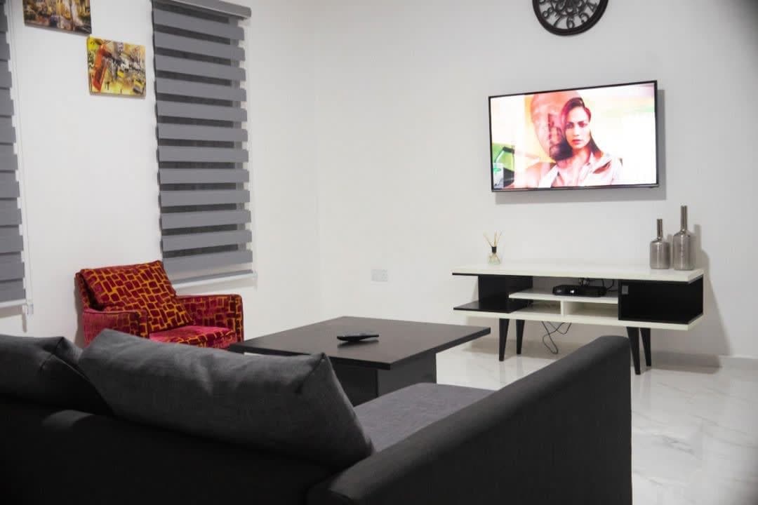 Emerald One-Bedroom Apartment with Solar Power