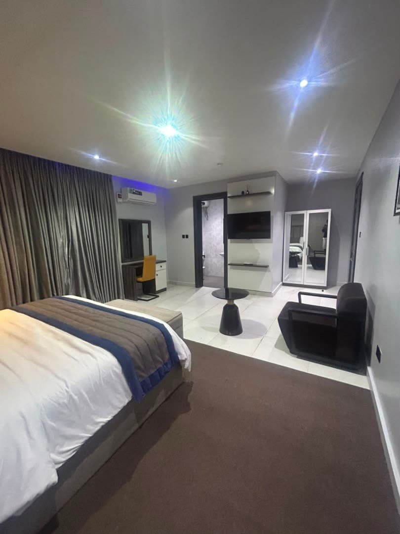 The Signature Haven – Premium 2-Bedroom Apartment - Image 4