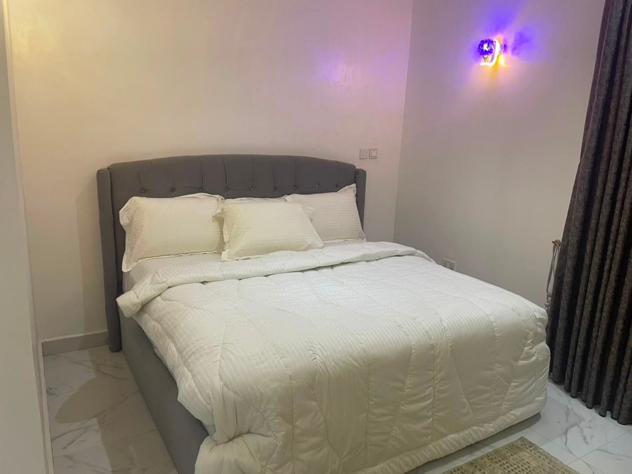 The Prestige Haven – Elegant 2-Bedroom Apartment - Image 5