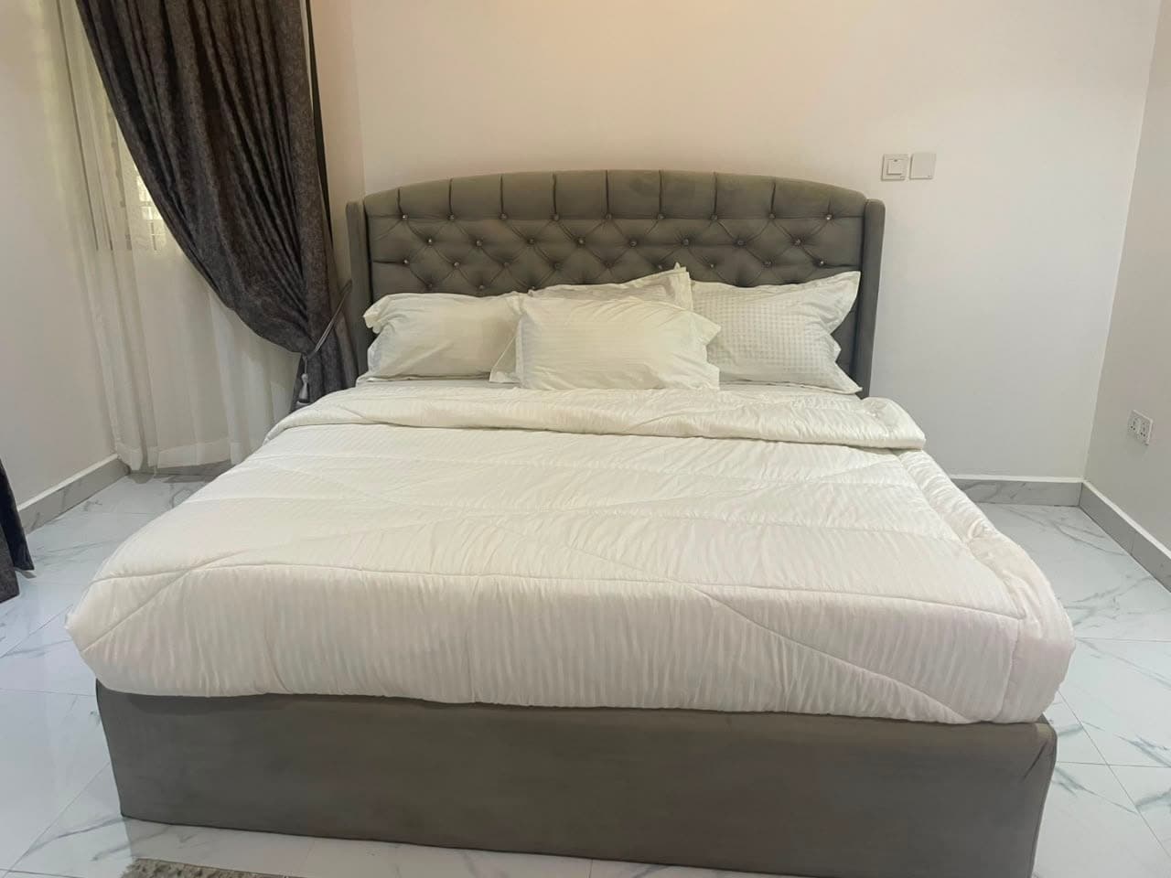 The Prestige Haven – Elegant 2-Bedroom Apartment - Image 3