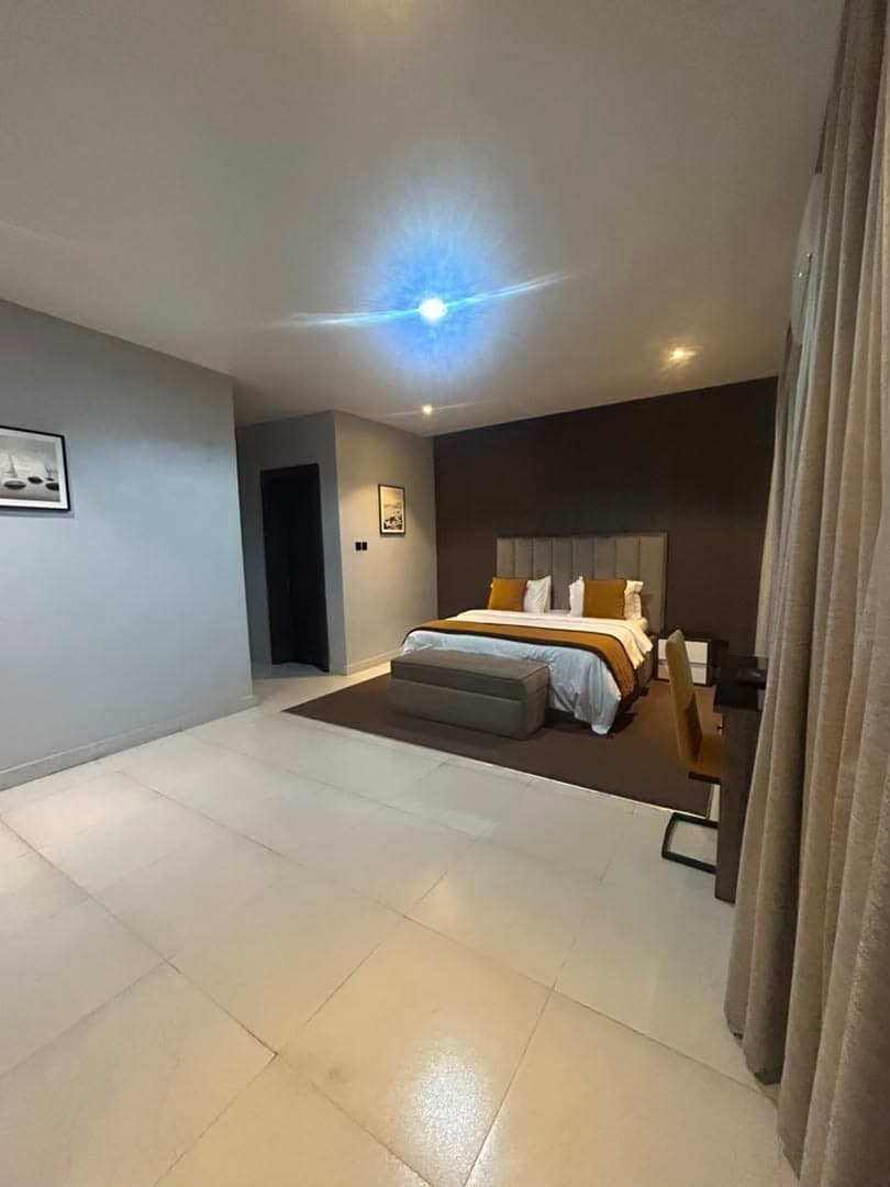 The Signature Regular Suite - Image 3
