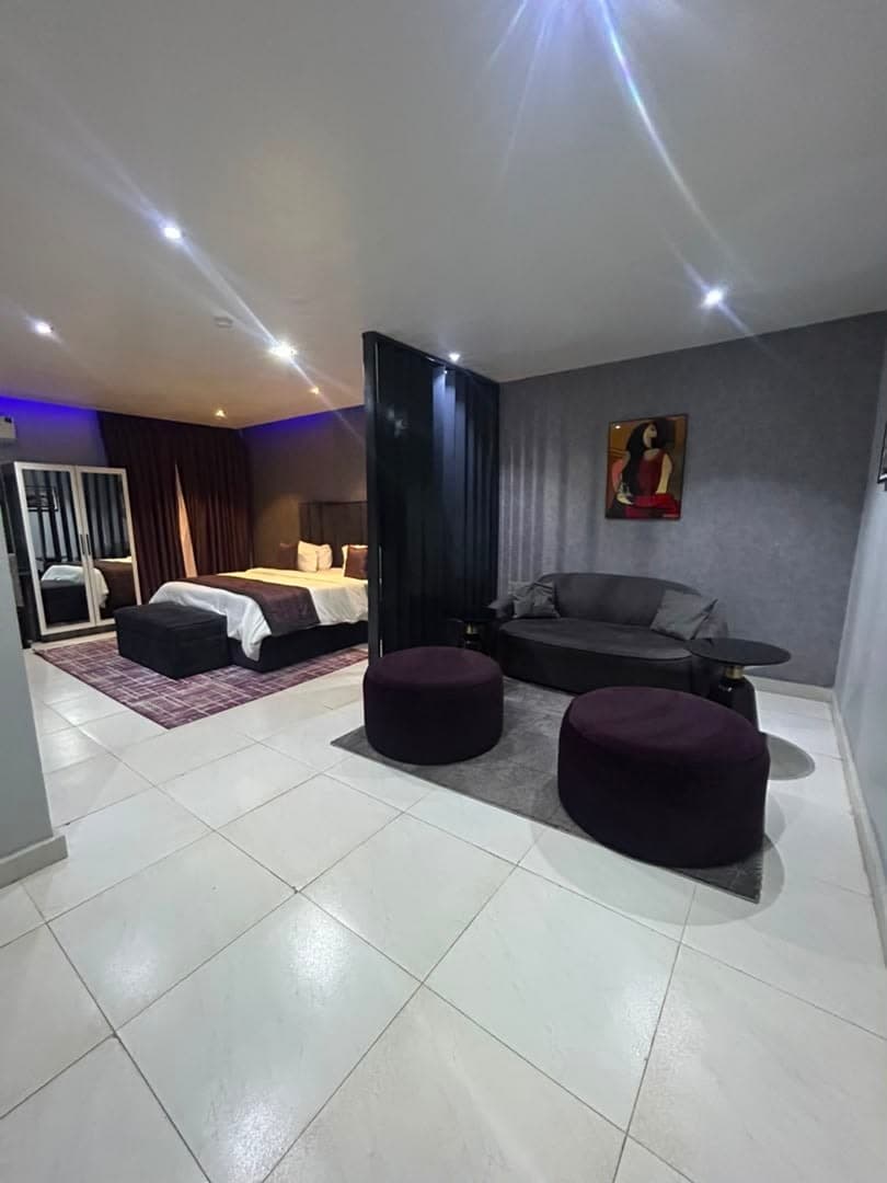 The Cozy Mini Suite