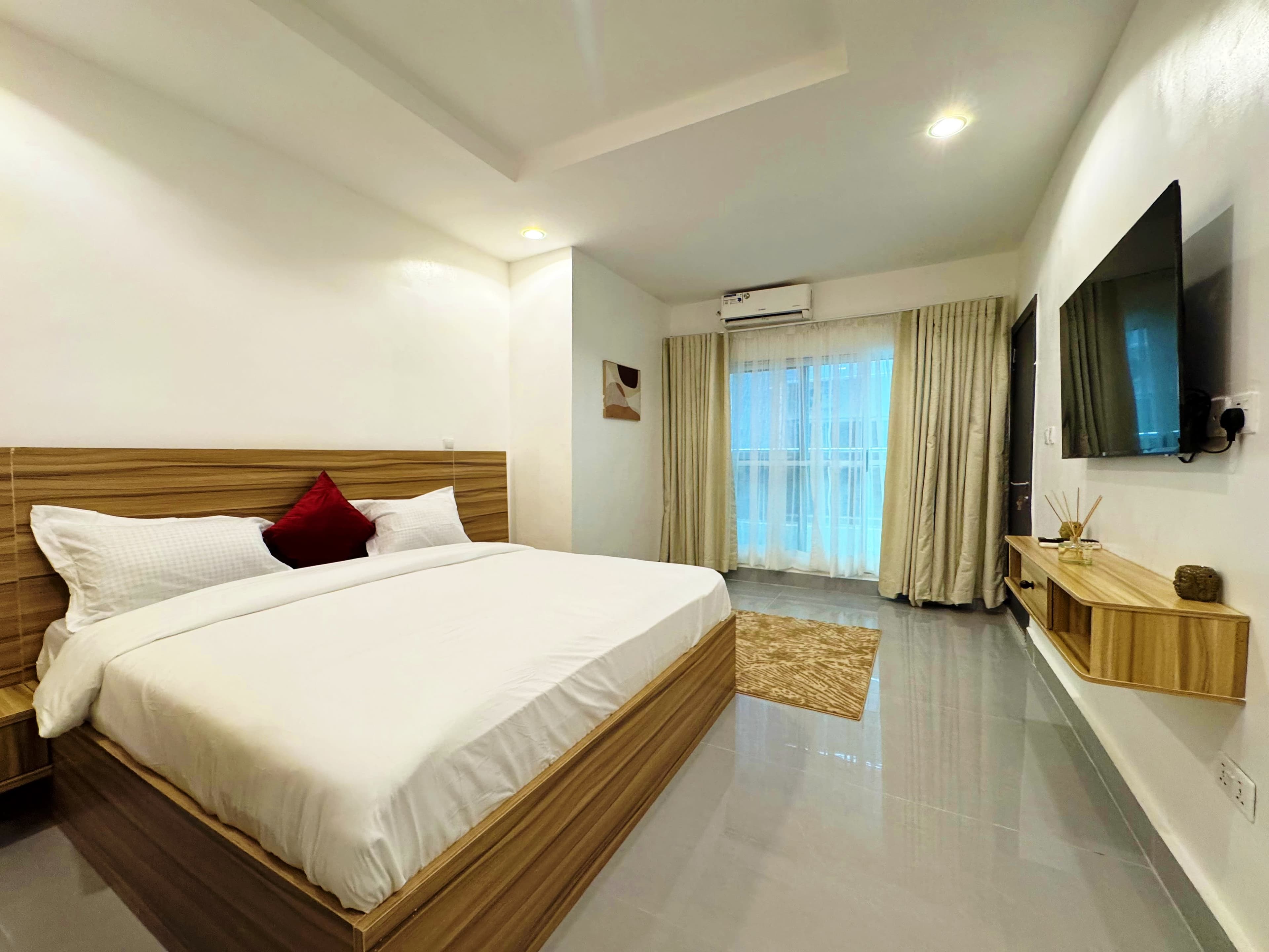 Aydel Apartment 3- Bedroom - Image 3