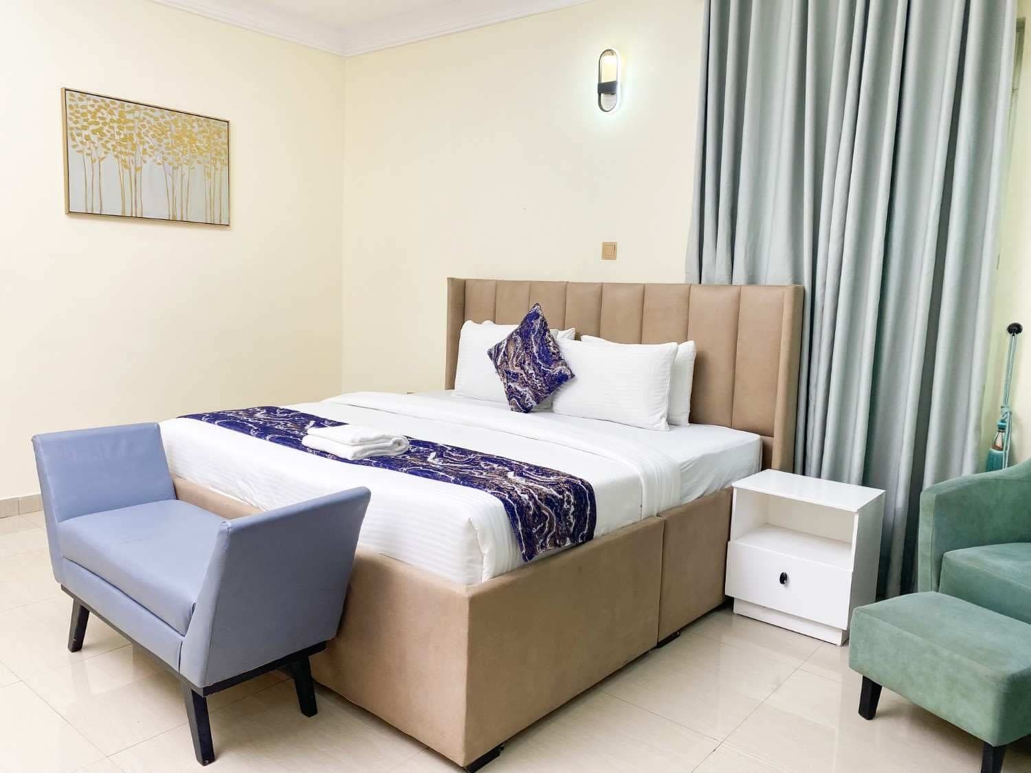 4 Bedroom Terrace in Ikeja GRA - Image 4