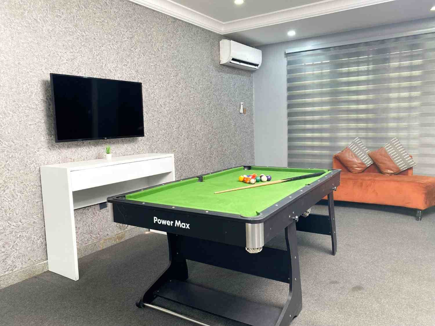 4 Bedroom Terrace in Ikeja GRA - Image 5