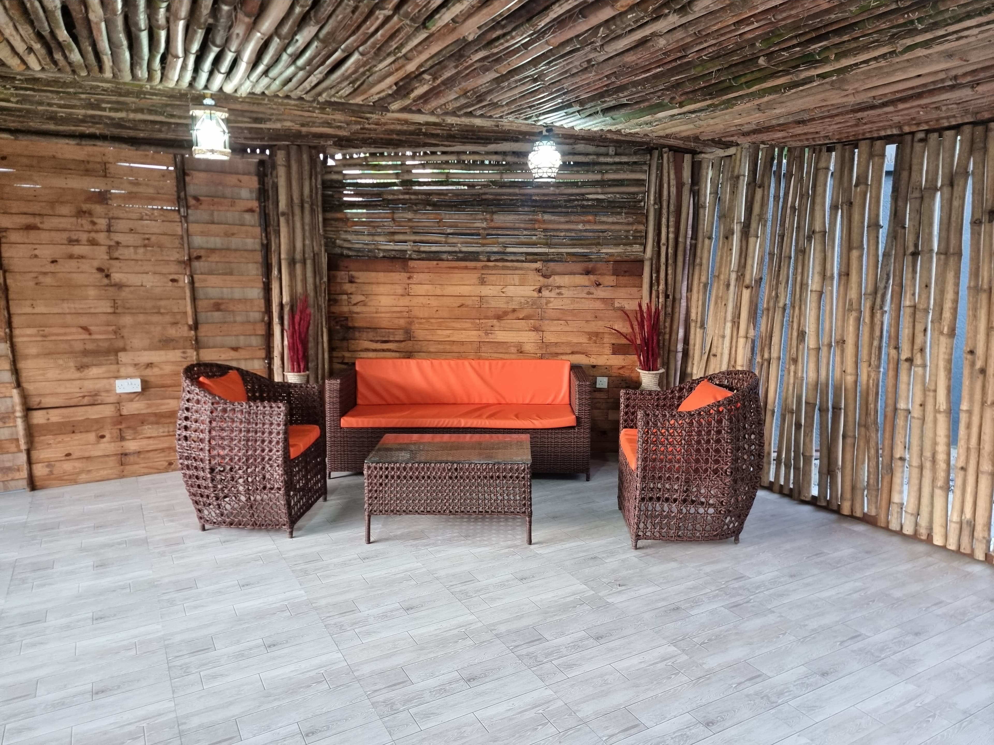 Elegant 2‑Bed Guesthouse • Airport Access • Gated Estate - Image 3