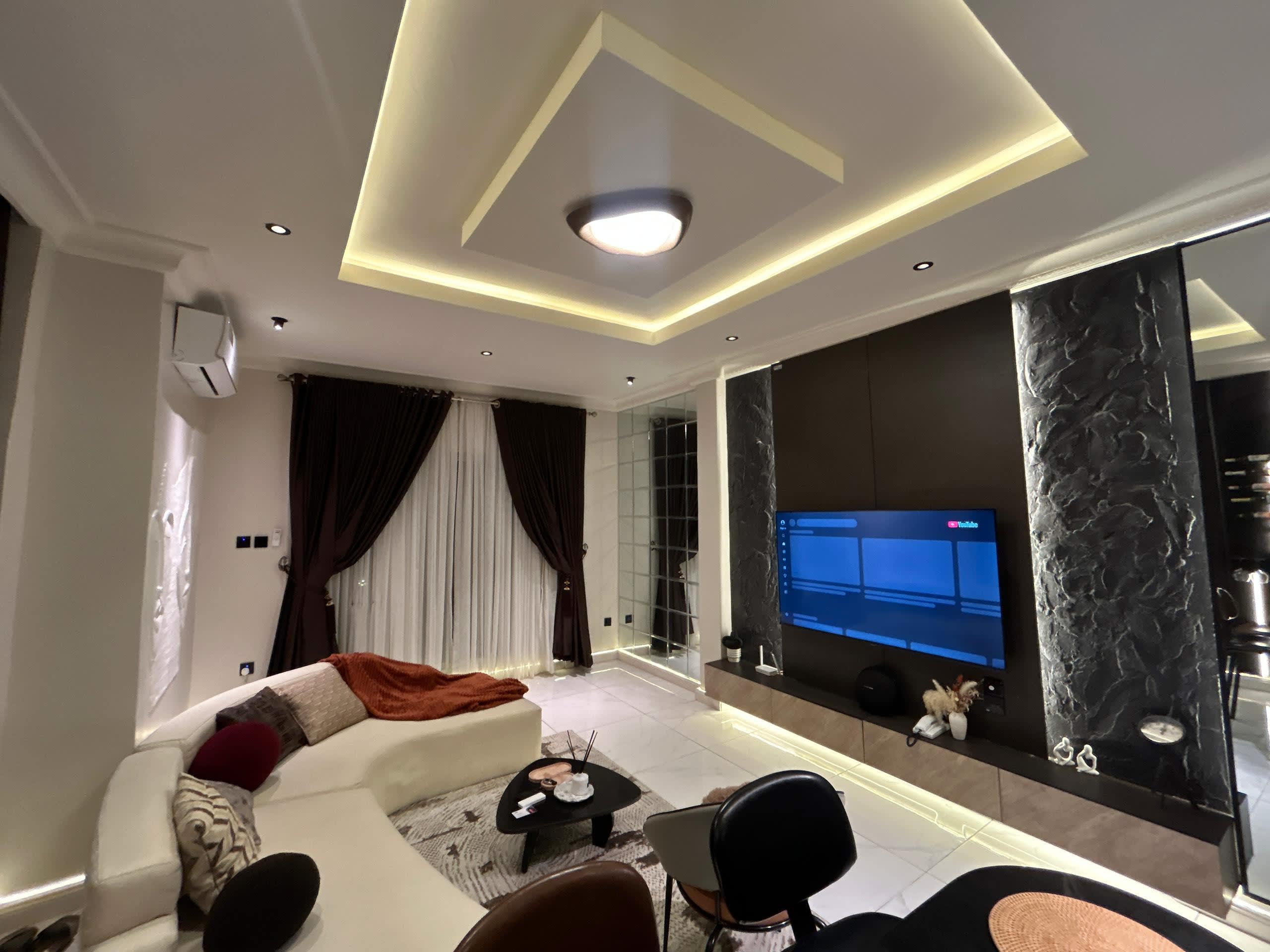 Tastefully Furnished 1-Bedroom