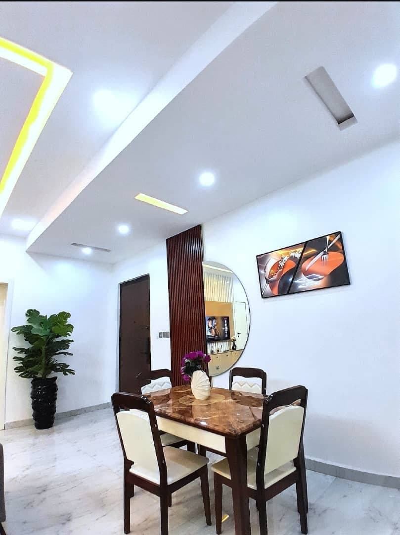 Topaz Royal 2 Bedroom Apartment - Image 5