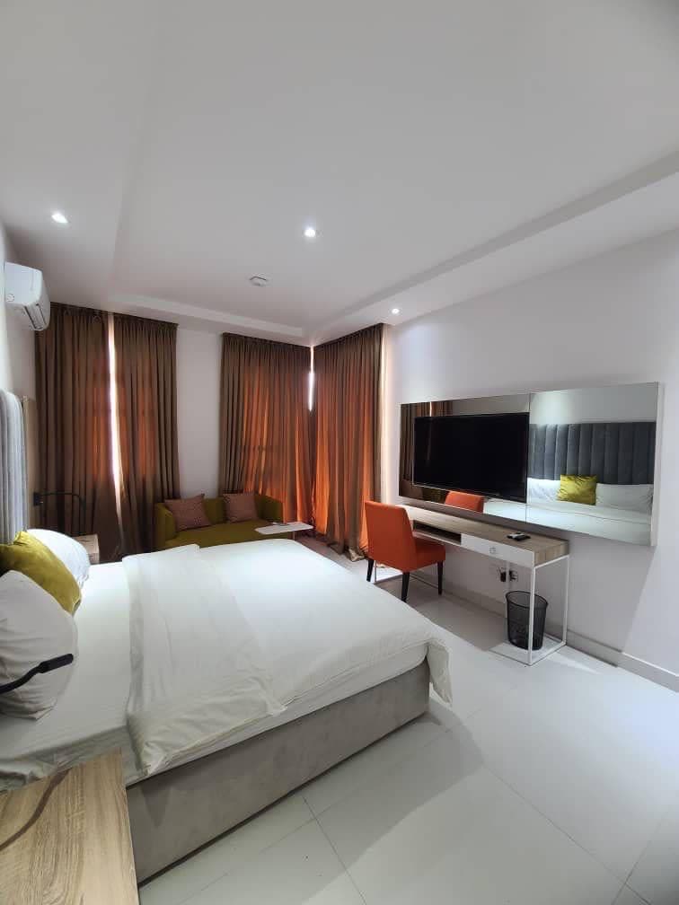 Signature Residences - Image 4