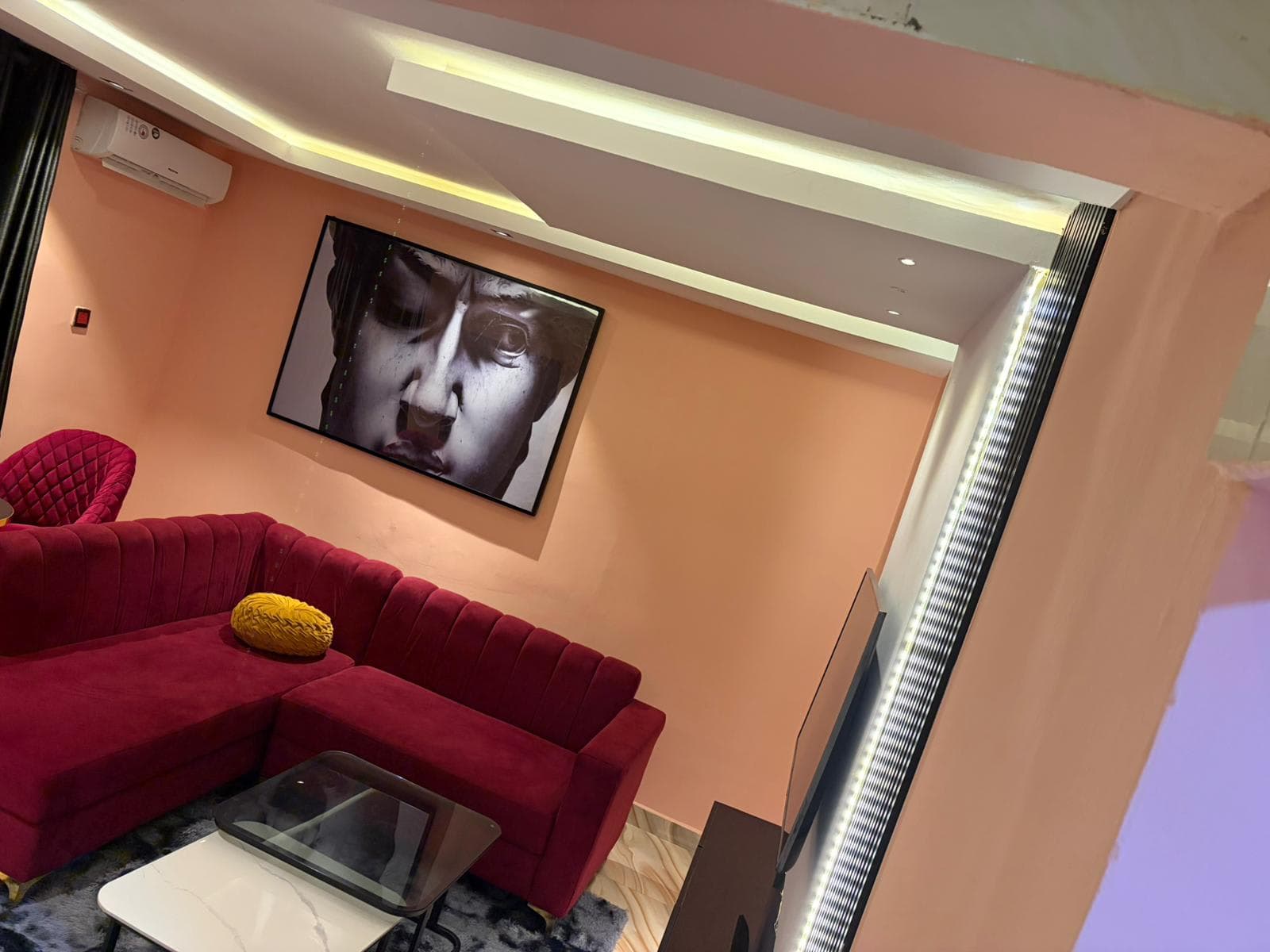 Serene 1-Bedroom Haven in Abeokuta - Image 2