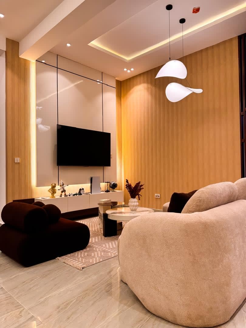 Premium 2-Bedroom Apartment with City Views in Lekki Phase 1 - Image 5