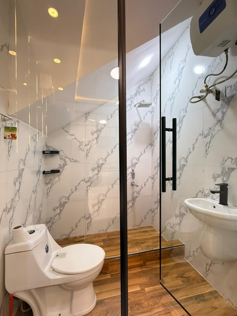 Celine-Stylish 1 Bedroom Apartment