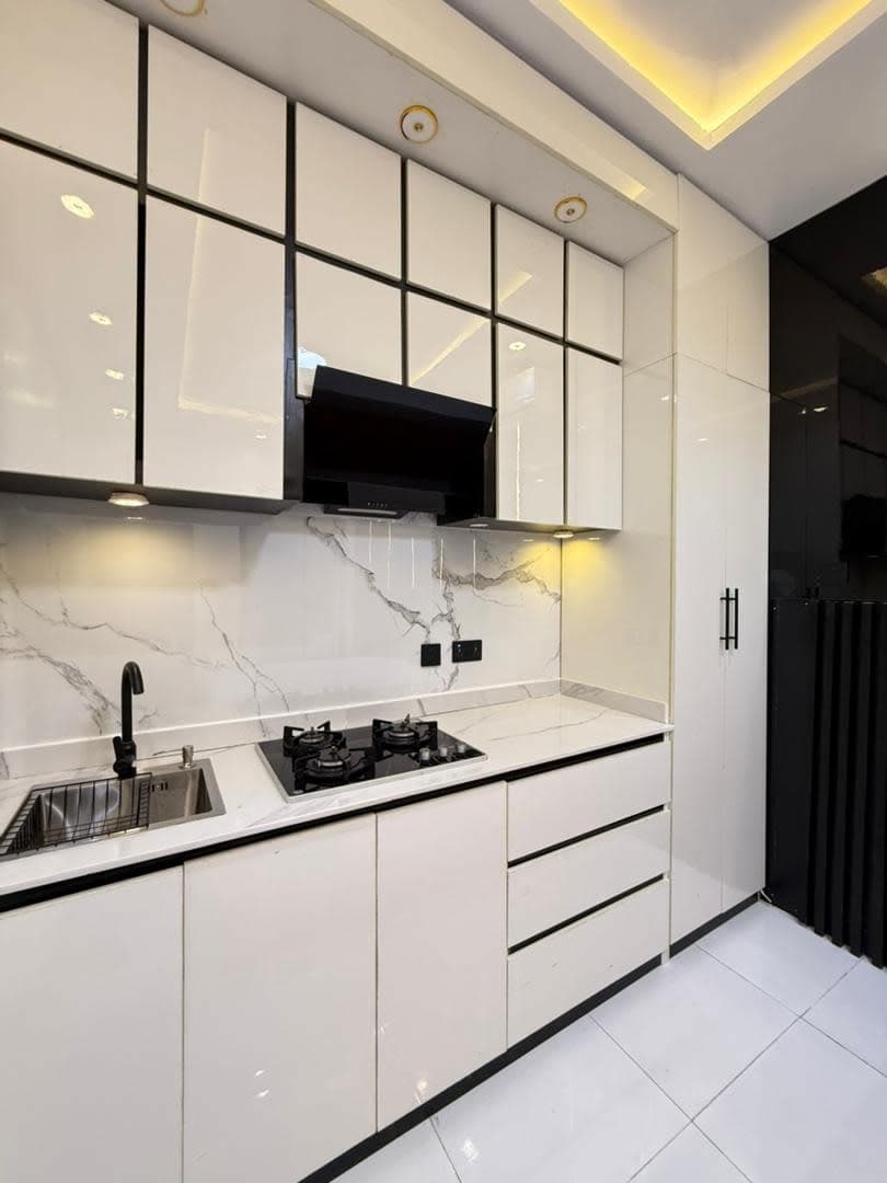 Celine-Stylish 1 Bedroom Apartment - Image 2