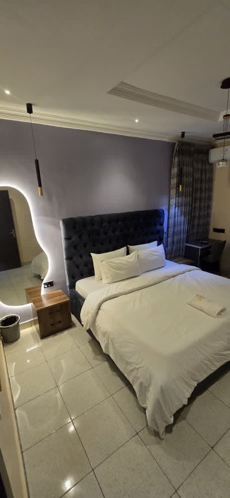 Duchess Apartments, Luxury 3 Bedroom Serviced Apartments in Surulere - Image 4