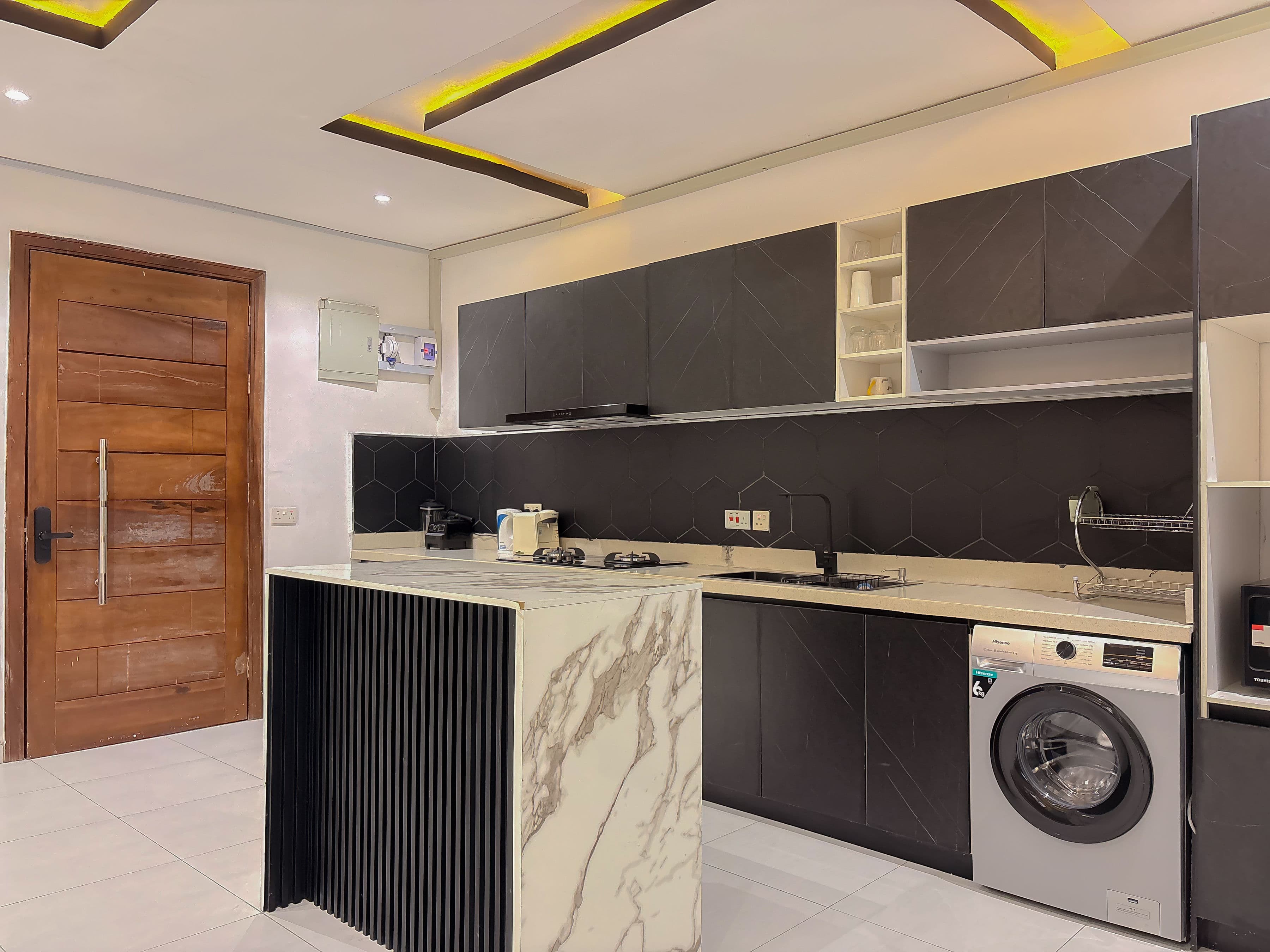 Awesome 2-bed Flat in the serene XVI Apartments Ikate - Image 5